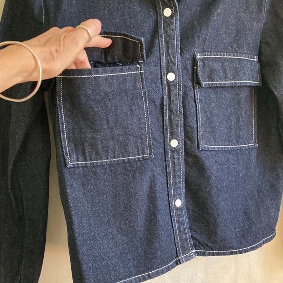 LEVI’S S Organic Cotton Ladies Snap Front Denim Jacket Dark Wash EUC - Picture 7 of 13